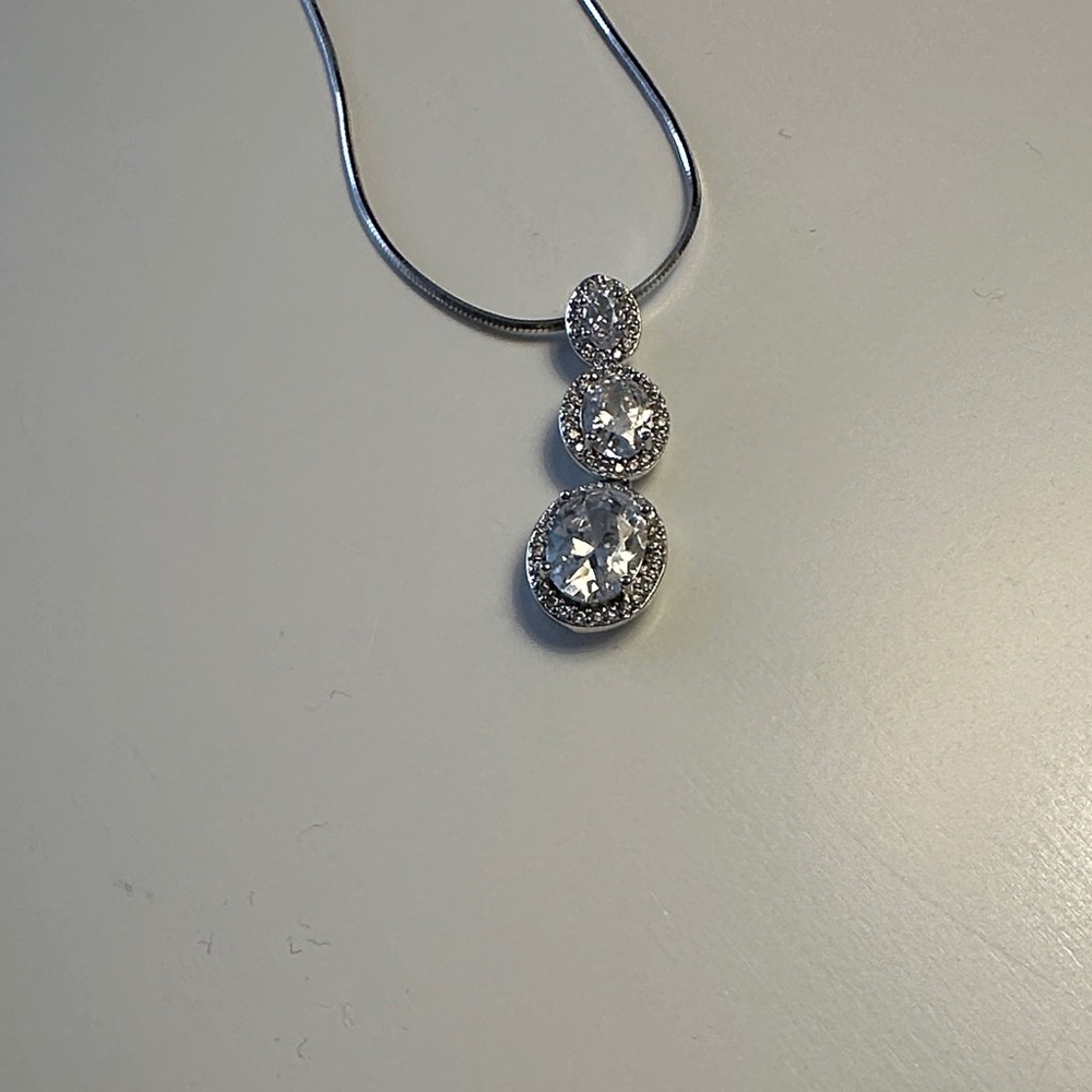 CRISLU Sterling Silver Platinum Plated Pendant Necklace - Picture 2 of 5